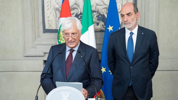 Italiens Präsident Sergio Mattarella (l.) und Ugo Zampetti, Generalsekretär.