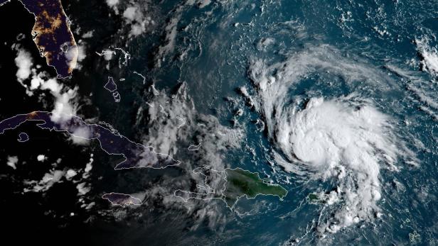 Hurrikan "Dorian" steuert auf USA zu: Florida rüstet sich