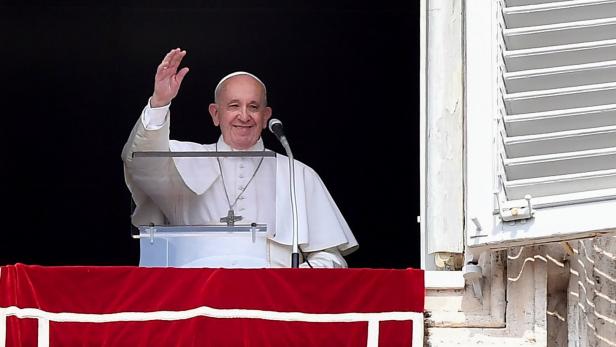 Papst Franziskus blieb 25 Minuten lang in Lift stecken