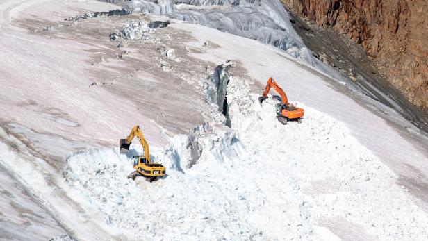 Im bestehenden Skigebiet am Pitztaler Gletscher gehören Arbeiten wie diese zum Standard