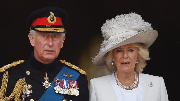 Charles und Camilla: Wenn die Queen zu alt wird, könnte er „King Regent“ werden