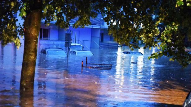 Heftige Gewitter führten am Wochenende zu Überflutungen (im Bild: Laakirchen)