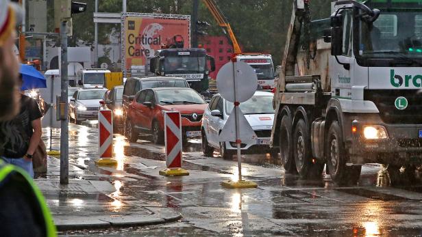 Radweg-Bau: Polizei zieht positive Bilanz über erste Woche