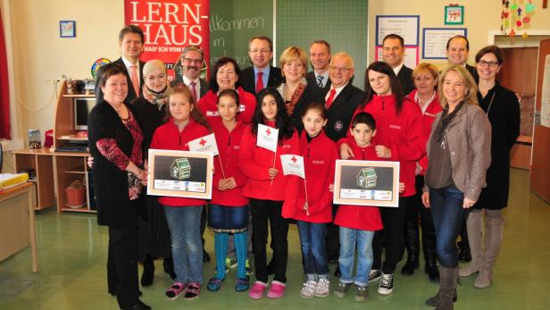 Zur Eröffnung des KURIER-Lernhauses in St. Pölten kam viel Prominenz.