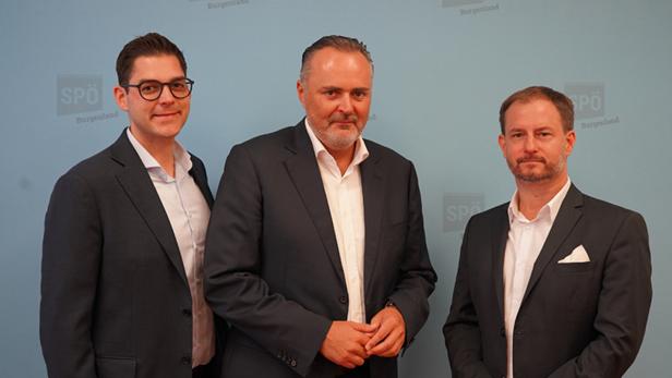Hans Peter Doskozil mit seinen beiden Landesgeschäftsführern Christian Dax (l.) und Roland Fürst