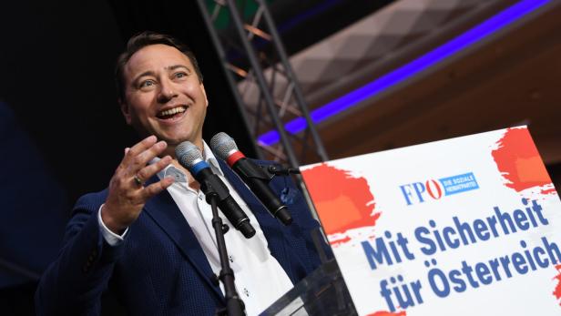 "Identitärer" auf FPÖ-Liste: Konsequenzen von Haimbuchner und Hofer gefordert