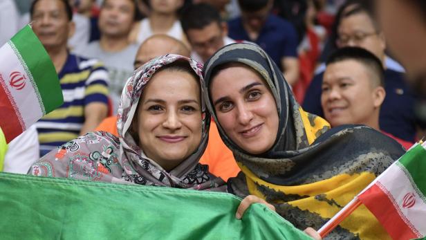 Nicht in den iranischen Stadien erwünscht: Weibliche Fans
