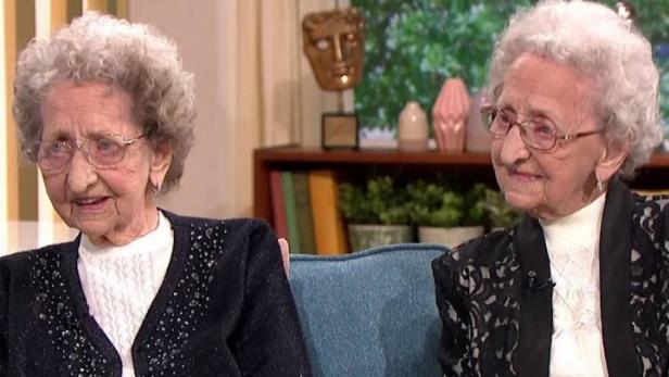 95-jährige Zwillinge verraten Geheimnis ihres gesunden Lebens