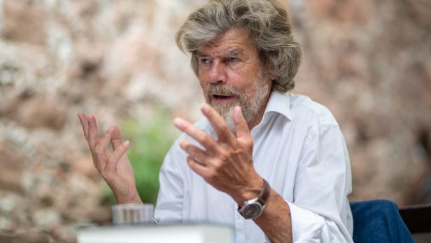 Messner sieht "relativ schwarz" für diese Welt