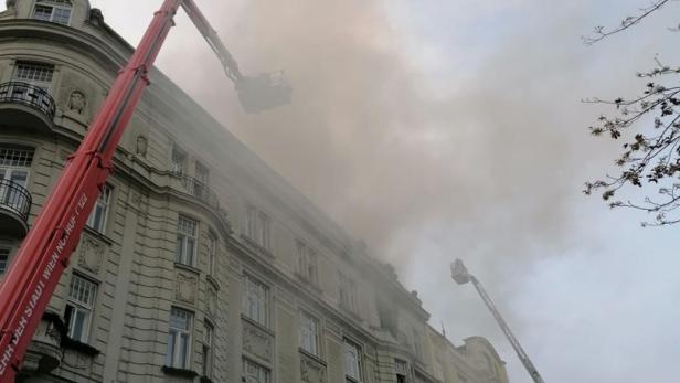 Feuer in Wiener Hotel löste Verkehrschaos aus