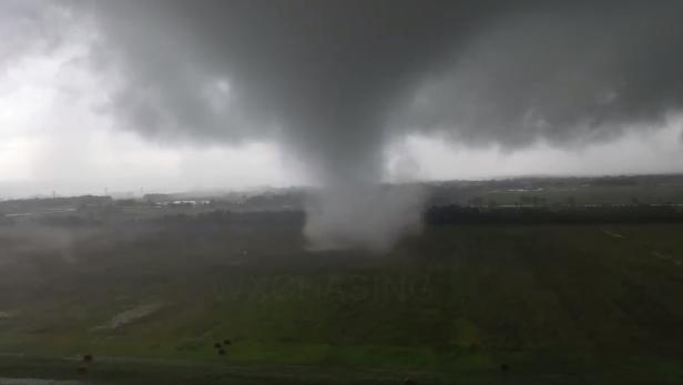 Wie Drohnen spektakuläre Videos von Tornados liefern