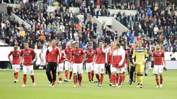 Der VfB Stuttgart muss zum zweiten Mal in der Vereinsgeschichte absteigen.