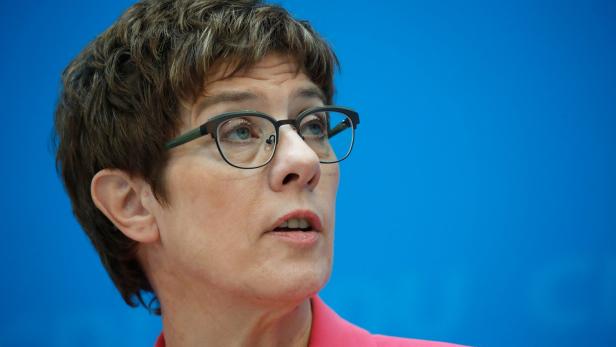 NR-Wahl: Deutsche Union prescht mit Gratulationen vor