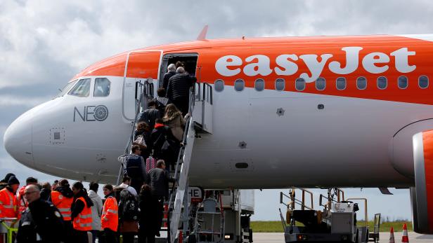 Um 29 Mio. Euro: Billigflieger Easyjet soll CO2-neutral werden