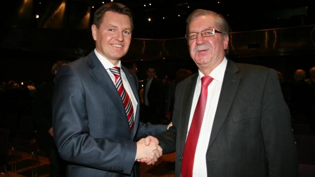 Neuer und alter Präsident des GVV Burgenland: Erich Trummer (links) und Ernst Schmid