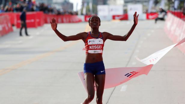 Sensation: Brigid Kosgei läuft Weltrekord beim Chicago-Marathon