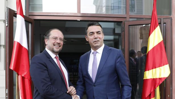 Außen- und Kulturminister Alexander Schallenberg (links) und der nordmazedonische Außenminister Nikola Dimitrov.