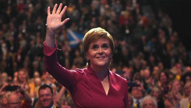 Schottische Regierungschefin plant für 2020 Unabhängigkeitsreferendum
