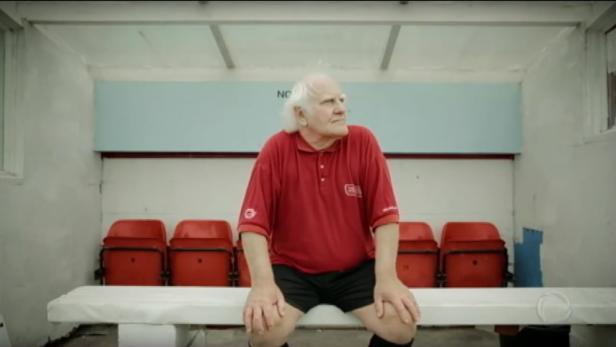 Mit 83 Jahren: Dickie Borthwick sucht einen neuen Verein
