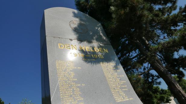 Denkmal für die Gefallenen: Auch von Jedlersdorf  mussten etliche in einen sinnlosen Krieg