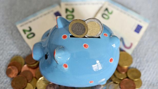 Österreicher lassen sich vom Zinsentief nicht vom Sparen abhalten