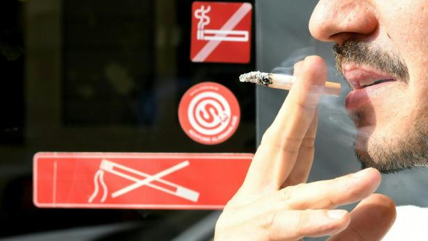 Rauchverbot: Wiener FPÖ startet Hotline gegen die Stadtregierung