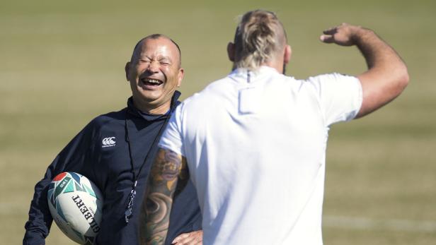 Guter Dinge: Englands Teamchef Eddie Jones freut sich gemeinsam mit Prop Joe Marler aufs Finale