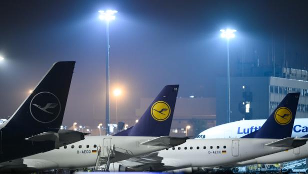 Lufthansa bestätigt Verhandlungen über neun Milliarden Euro Staatshilfe