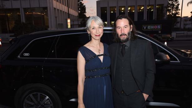 Helen Mirren mit Freundin von Keanu Reeves verwechselt