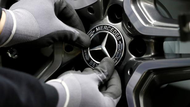 Daimler will bis zu 15.000 Jobs streichen