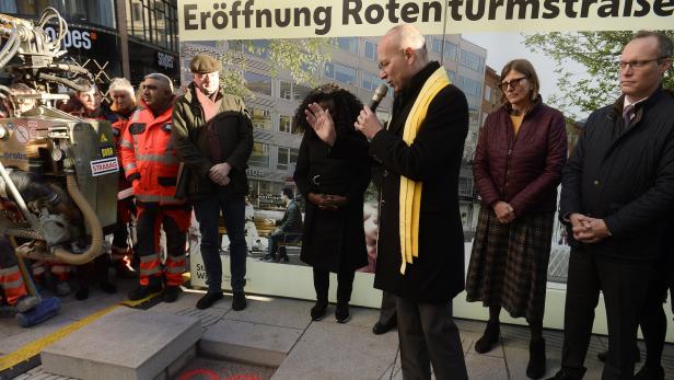 Wiener Rotenturmstraße: Ein Herz und ein Segen für die Begegnungszone