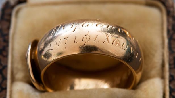 Kunst-Detektiv spürt gestohlenen Ring von Oscar Wilde auf