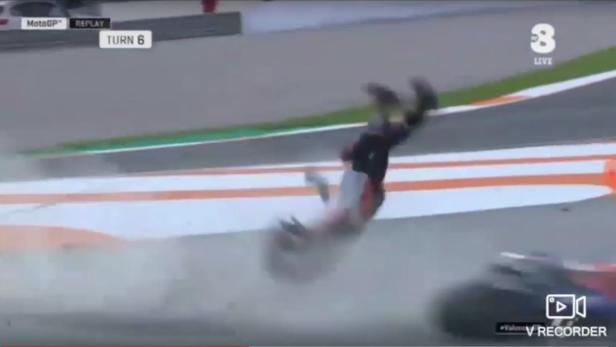 MotoGP: Schrecklicher Crash beim letzten Saisonrennen