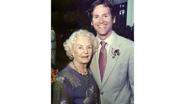 Ruth Hale Buchanan und Enkelsohn US-Botschafter Trevor Dow Traina