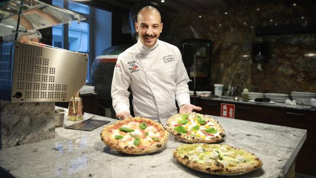 Pizza-Weltmeister ist Inhaber der Enopizzeria „Via Toledo“ in der Laudongasse 13.