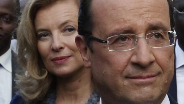 François Hollande und Valérie Trierweiler: Ihre guten Zeiten endeten angeblich mit dem Twitter- Skandal