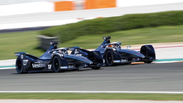 Mercedes bei Formel-E-Auftaktrennen auf Rang drei