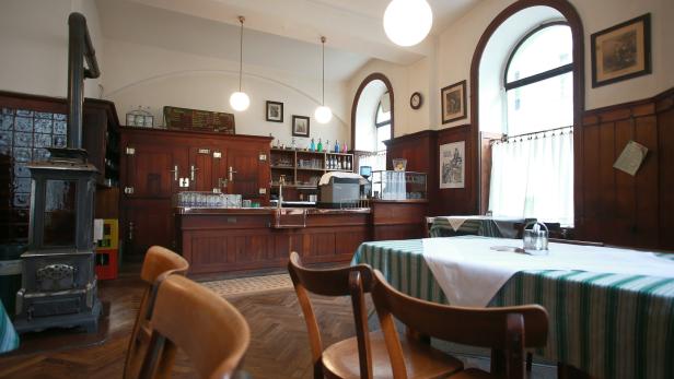 Jubel im Ubl: Wiener Gasthaus darf seinen Gastgarten behalten