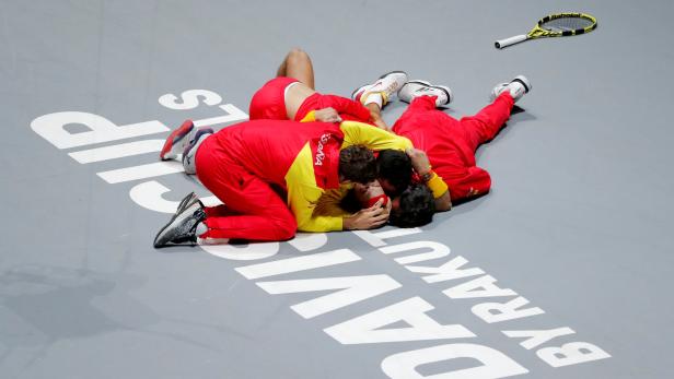 Spanien triumphiert bei der Daviscup-Premiere