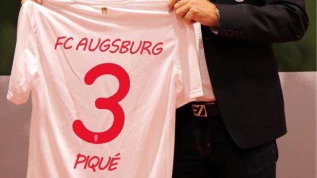 FC Augsburg "verpflichtet" Barça-Star Piqué