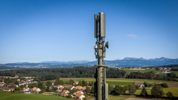 SWITZERLAND-TECHNOLOGY-TELECOM-WIRELESS-5G