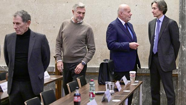 Grasser-Prozess: Ex-Minister und Meischberger nehmen Stellung