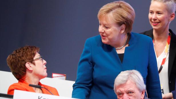 Merkel galt im vergangenen Jahr als Befürworterin ihrer Nachfolge durch AKK.
