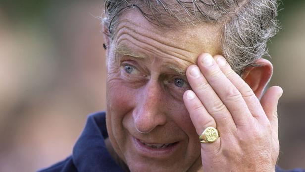Prinz Charles: Was der Ring an seinem kleinen Finger bedeutet