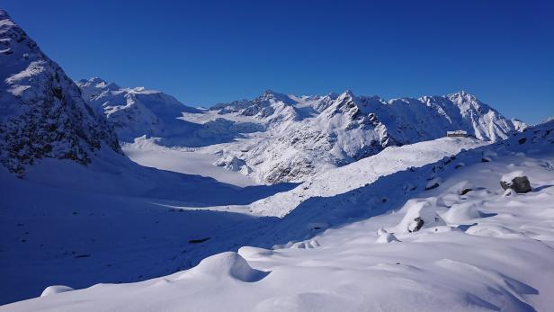 In der noch unberührten Landschaft zwischen Pitztaler (hinten) und Ötztaler Gletscherskigebiet sollen neue Lifte gebaut werden