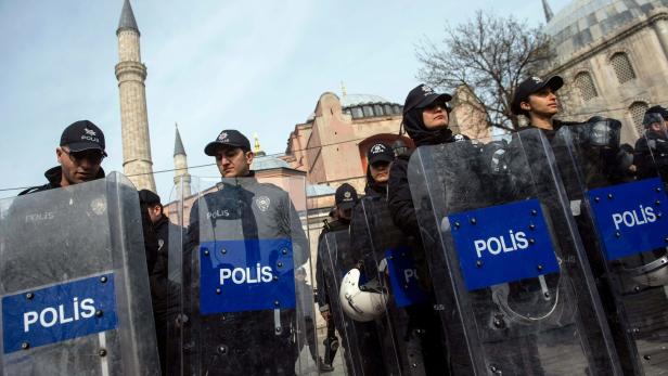 155 Menschen in haft: Wieder Verhaftungswelle in der Türkei