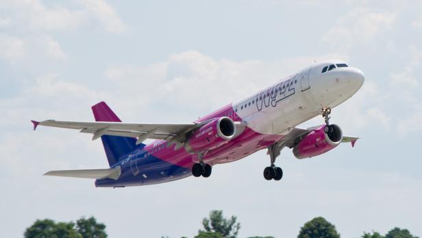 Coronavirus: Billigflieger Wizz Air stellt Flüge ab Wien ein