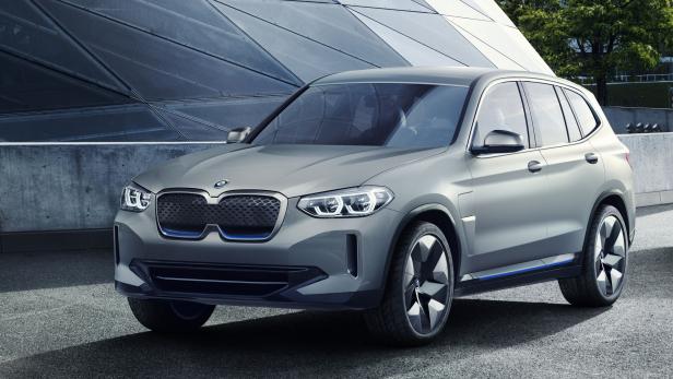 BMW X3: Die Elektroversion schafft 440 Kilometer