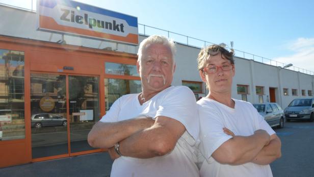 Zielpunkt, Parkplatz, Abzocke, Besitzstörung, Besi… Würstelstand-Besitzer Johann und Manuela Troll wehrten sich erfolgreich
