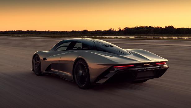 medium-11670-mclaren-speedtail-concludes-high-speed-testing.jpg medium-11670-mclaren-speedtail-concludes-high-speed-testing.jpg